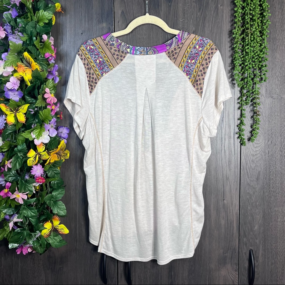Anthropologie Beige and Purple Floral Mixed-Media V-Neck Top Large VGUC - Picture 10 of 13